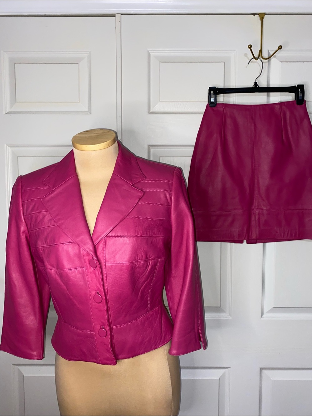 Alberto Makali Vintage Pink Leather Blazer & Mini Skirt Set — Size 4, Barbiecore - Picture 12 of 12